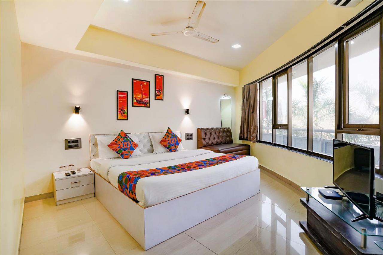 Fabexpress White House - Nr Midc Khargar Hotel Koparpada Ngoại thất bức ảnh