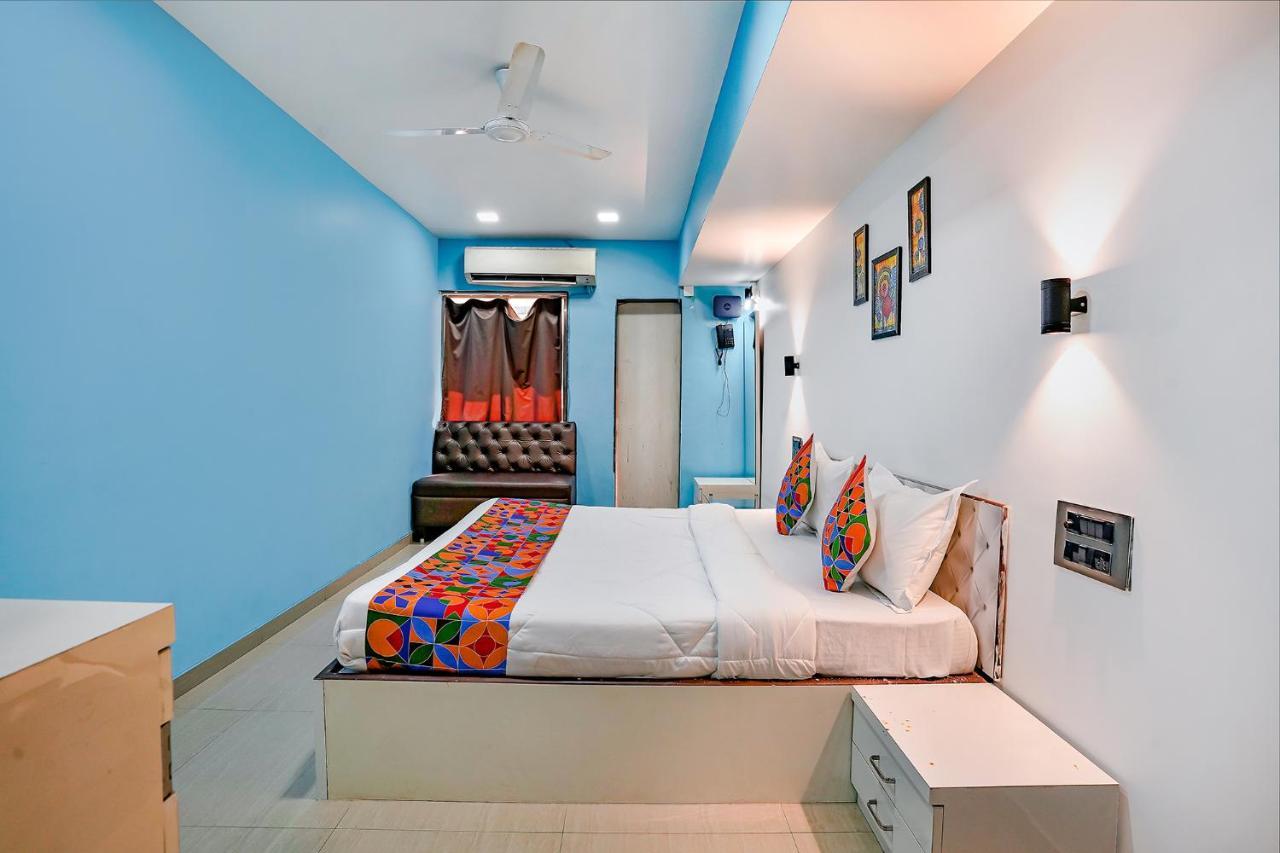 Fabexpress White House - Nr Midc Khargar Hotel Koparpada Ngoại thất bức ảnh