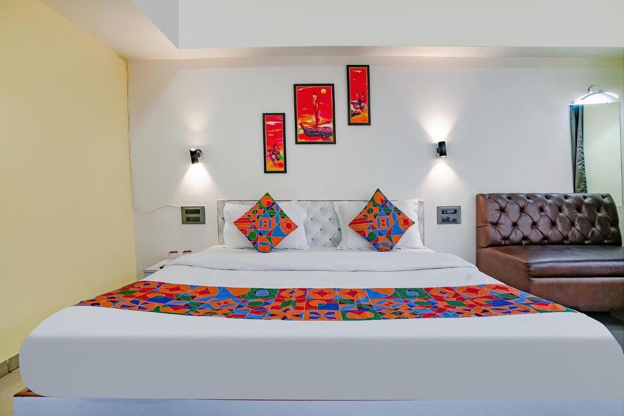 Fabexpress White House - Nr Midc Khargar Hotel Koparpada Ngoại thất bức ảnh