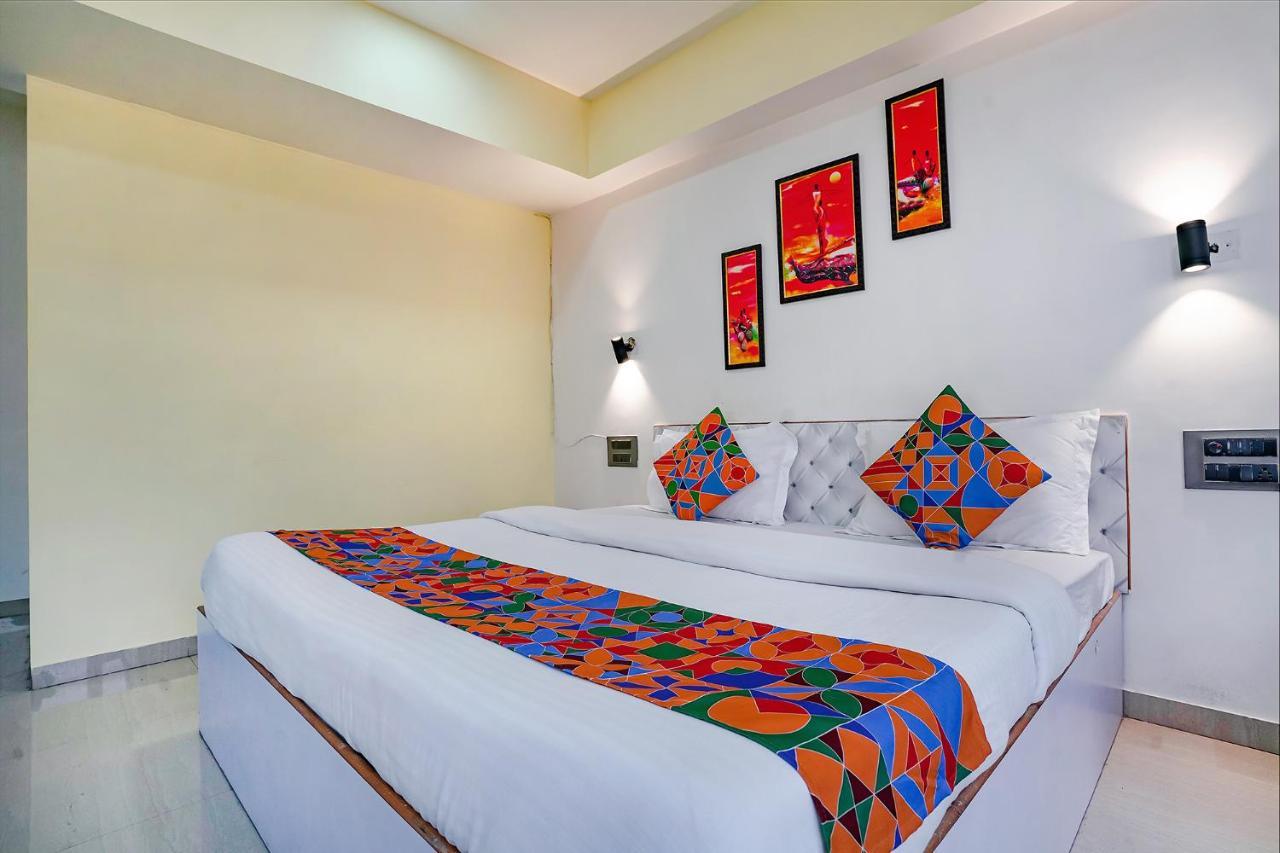 Fabexpress White House - Nr Midc Khargar Hotel Koparpada Ngoại thất bức ảnh