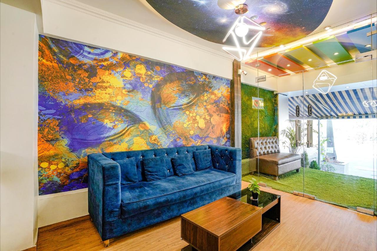 Fabexpress White House - Nr Midc Khargar Hotel Koparpada Ngoại thất bức ảnh